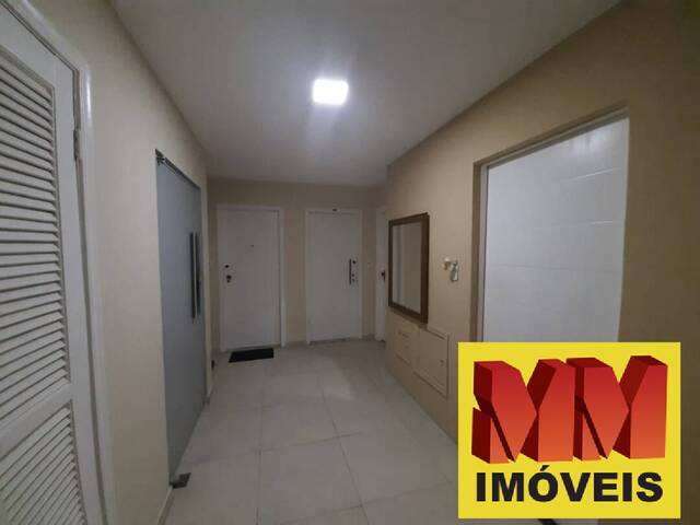 Apartamento para Venda em Cabo Frio - 4