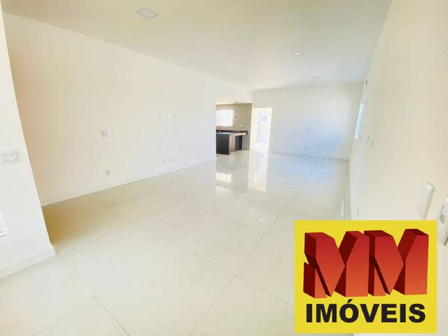 Casa em condomínio para Venda em Cabo Frio - 2