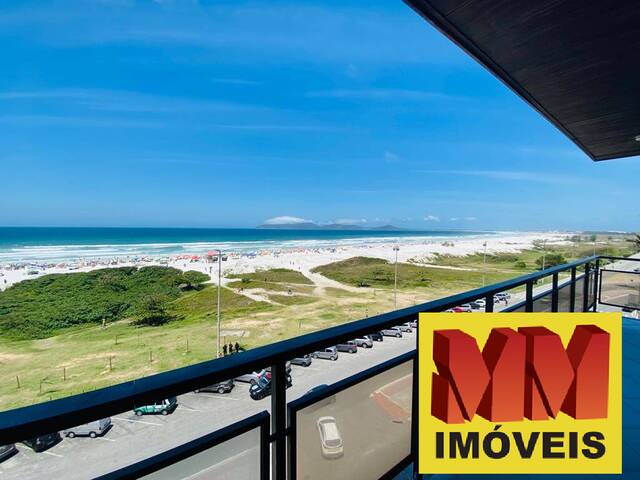 Cobertura para Venda em Cabo Frio - 2