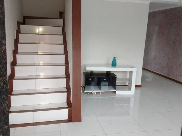 Casa em condomínio para Venda em Cabo Frio - 3