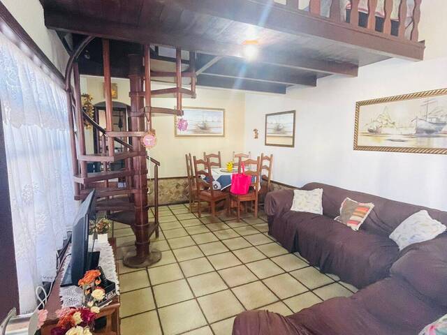 Casa em condomínio para Venda em Cabo Frio - 3