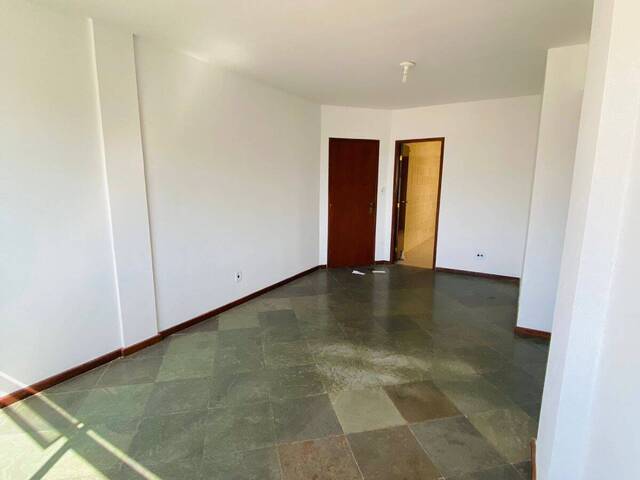 Apartamento para Venda em Cabo Frio - 4