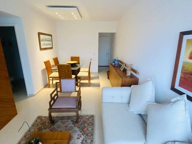 Apartamento para Venda em Cabo Frio - 2