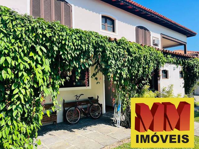 Casa em condomínio para Venda em Cabo Frio - 2
