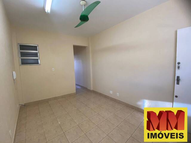 Apartamento para Venda em Cabo Frio - 3