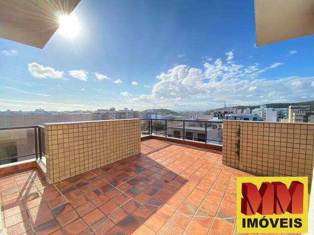 Cobertura para Venda em Cabo Frio - 2