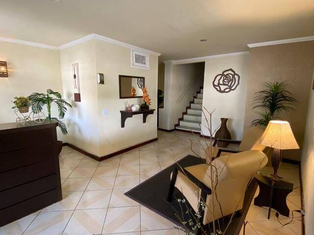 #AP2-1175 - Apartamento para Venda em Cabo Frio - RJ