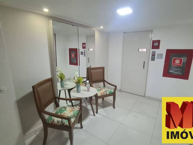 Apartamento para Venda em Cabo Frio - 2