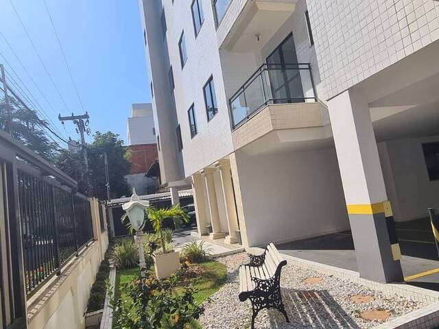 Apartamento para Venda em Cabo Frio - 2