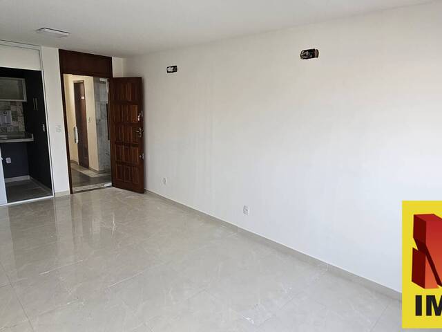 Sala para Venda em Cabo Frio - 4