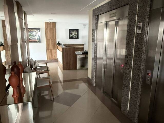 Apartamento para Venda em Cabo Frio - 5