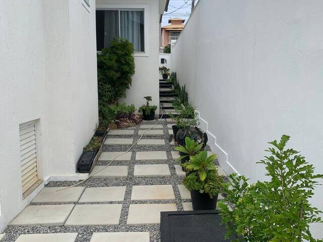 Casa em condomínio para Venda em Cabo Frio - 4