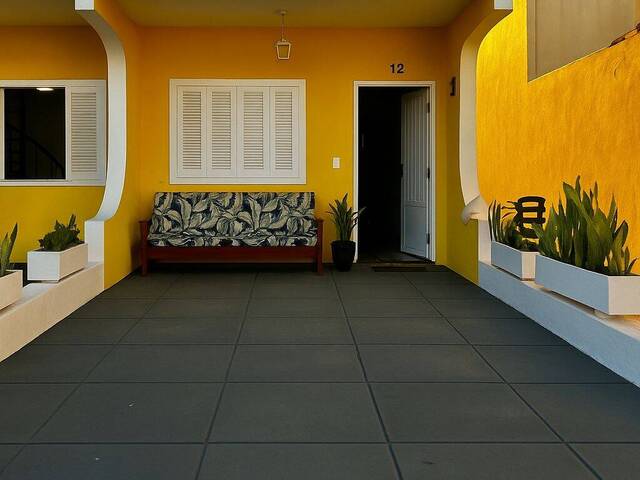 Casa em condomínio para Venda em Cabo Frio - 2