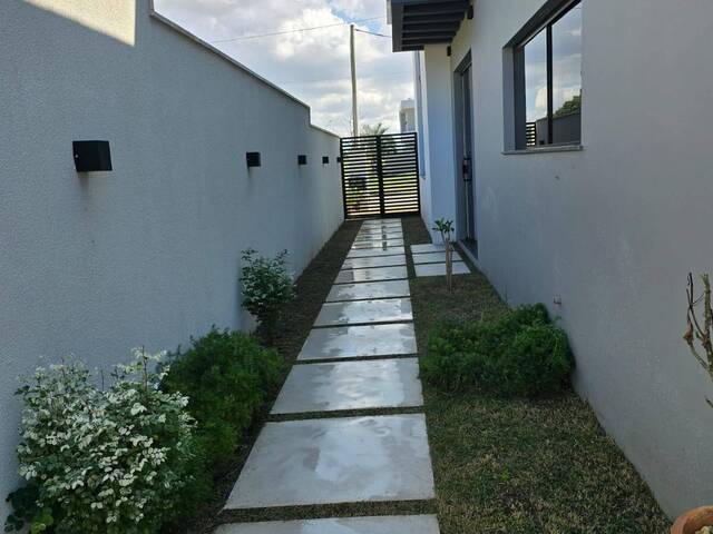 #CAC3-0181 - Casa em condomínio para Venda em Cabo Frio - RJ - 2