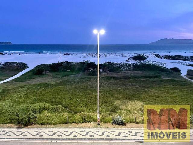 Apartamento para Venda em Cabo Frio - 5