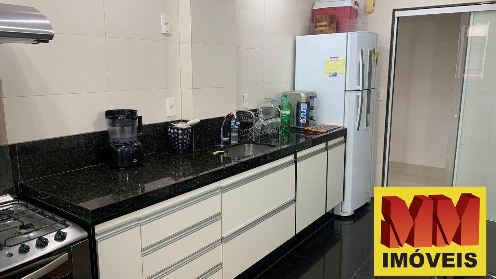 Apartamento à venda com 3 quartos, 151m² - Foto 10