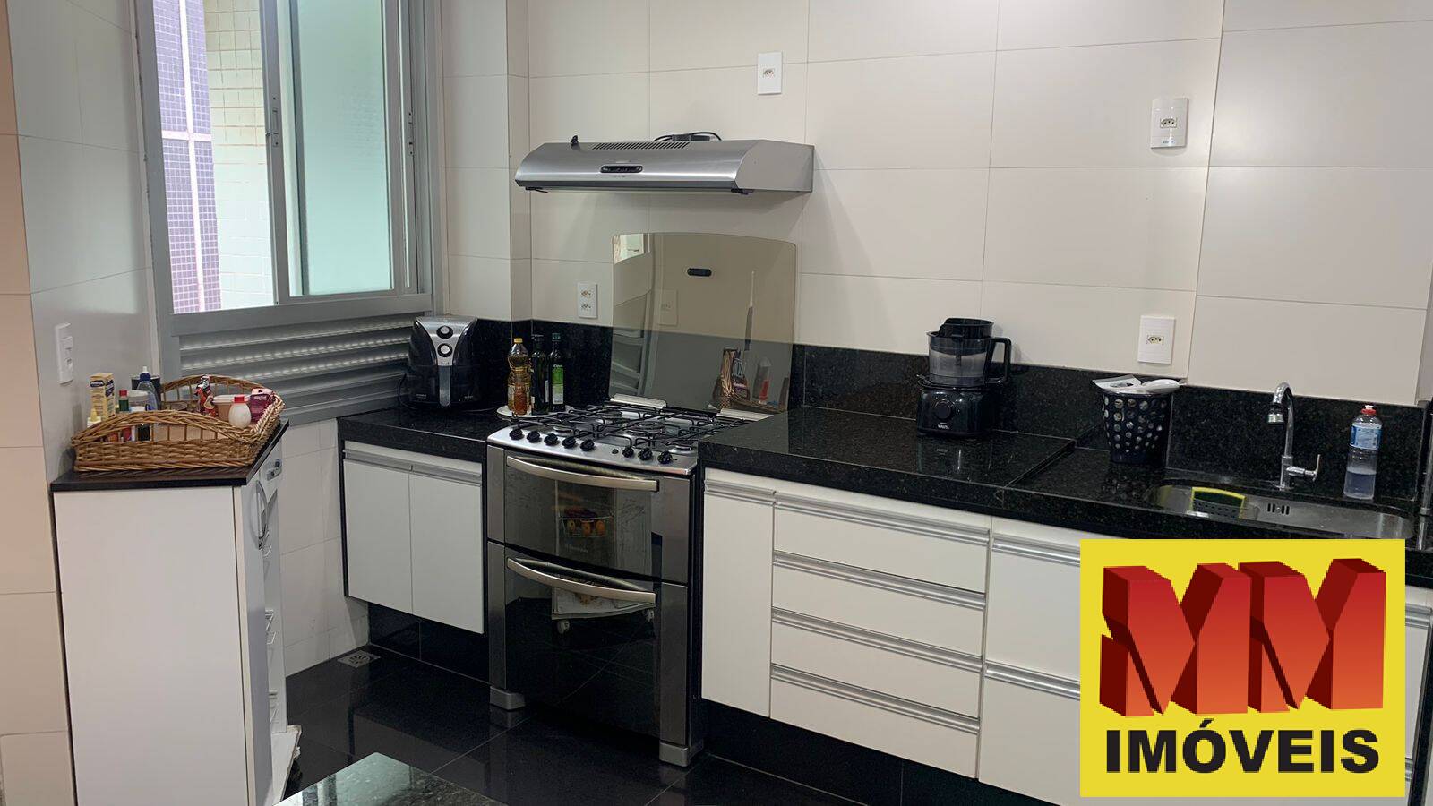 Apartamento à venda com 3 quartos, 151m² - Foto 12