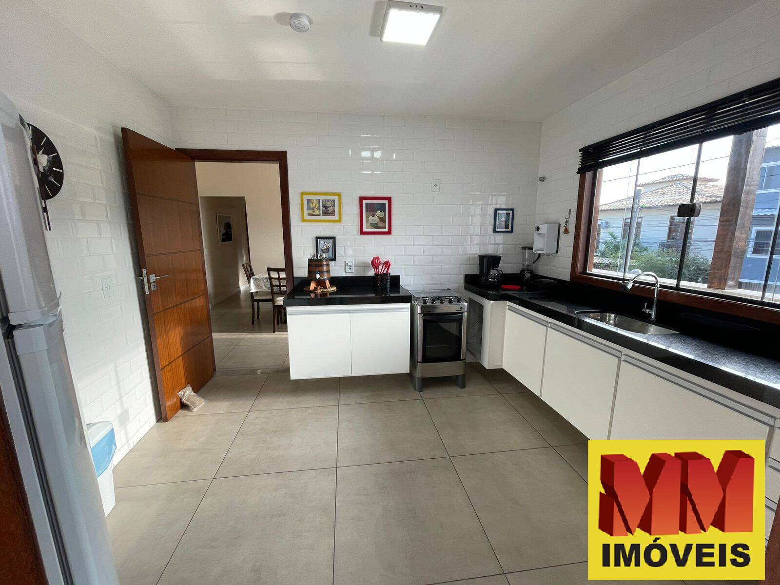 Casa à venda com 4 quartos, 136m² - Foto 10
