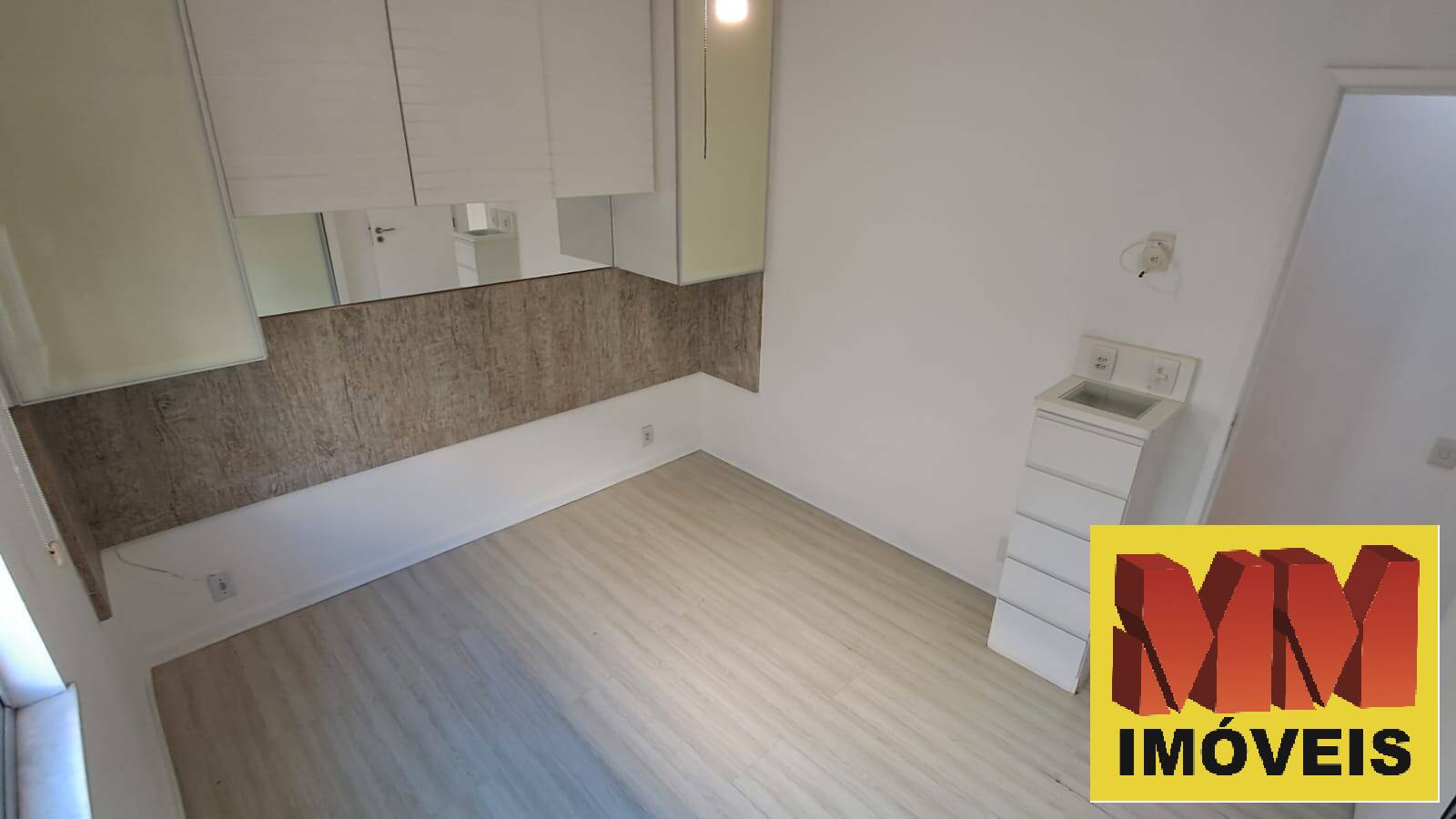 Apartamento à venda com 2 quartos, 72m² - Foto 31