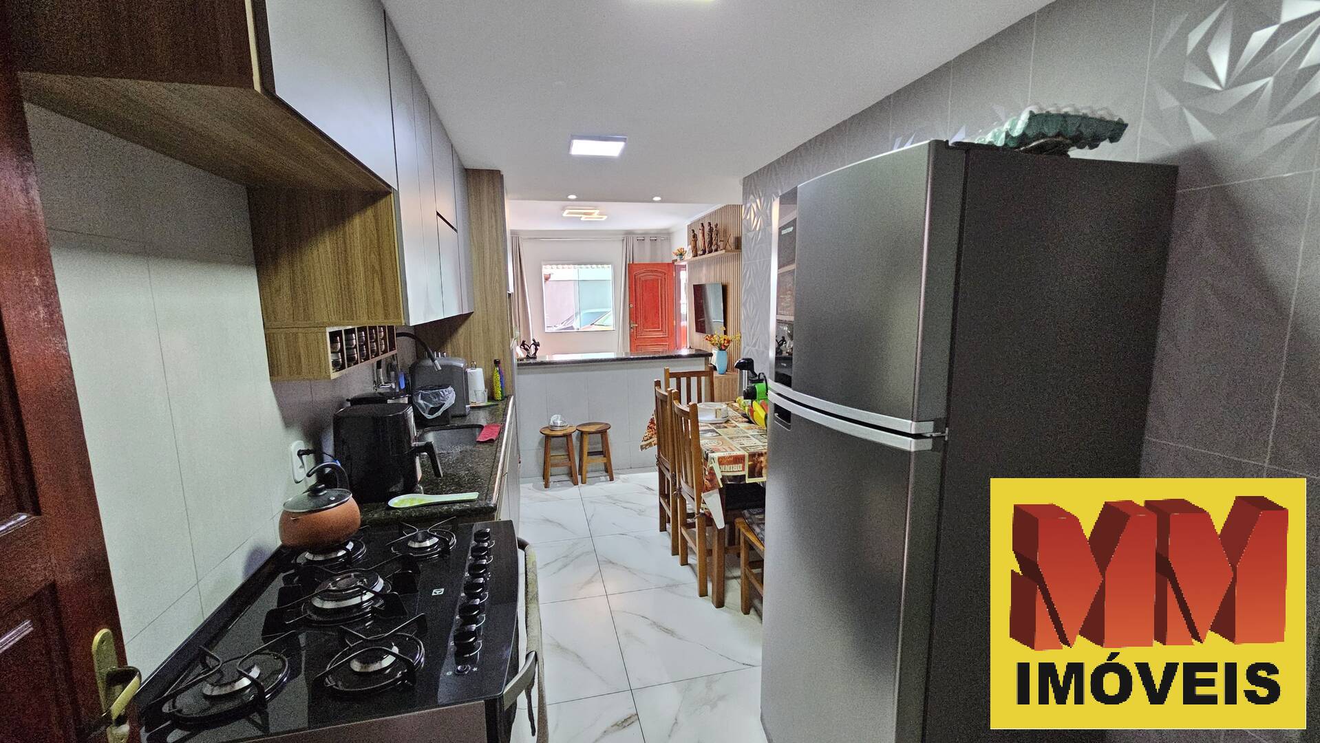 Casa à venda com 3 quartos, 116m² - Foto 8