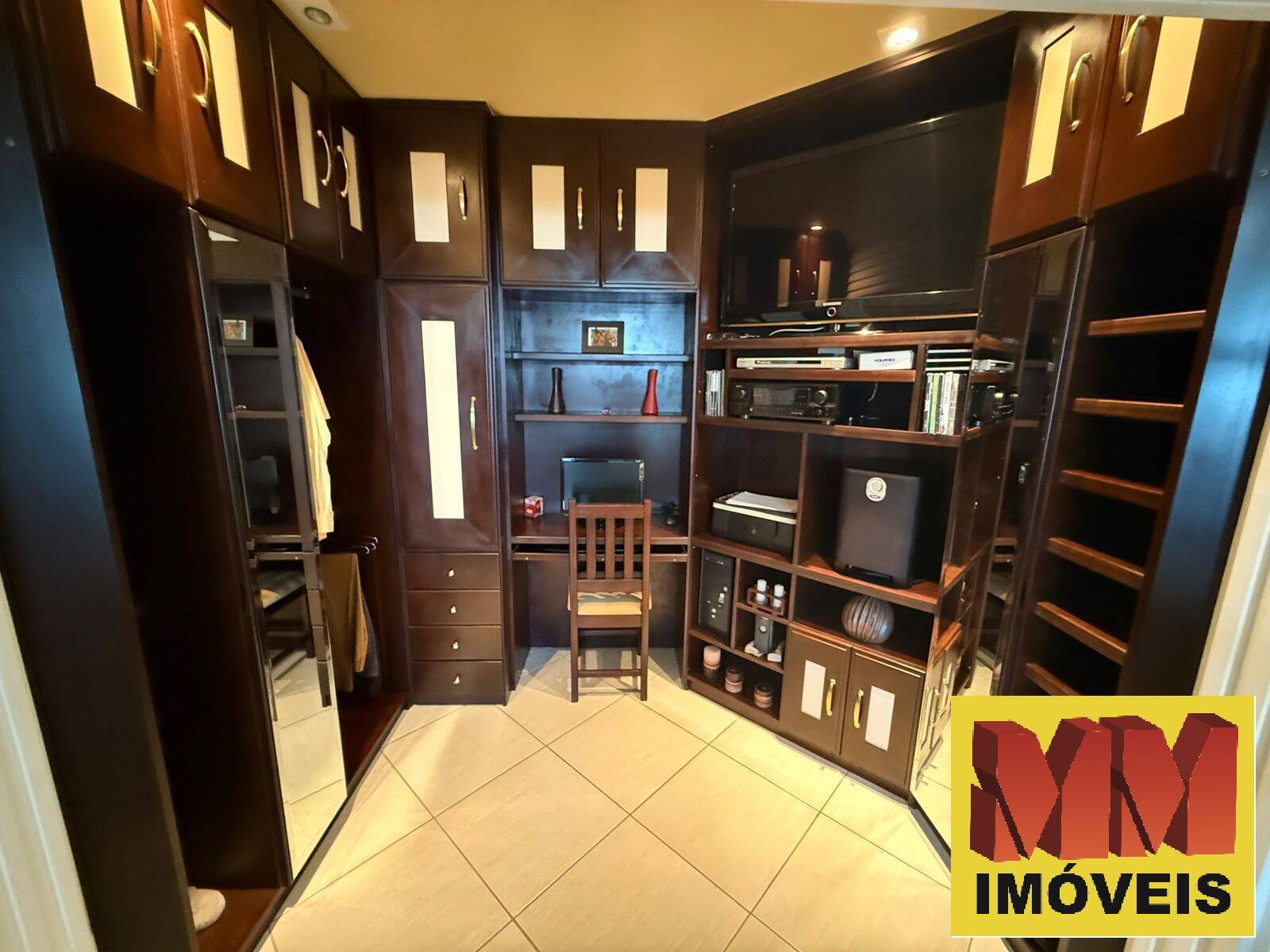 Cobertura à venda com 4 quartos, 240m² - Foto 34
