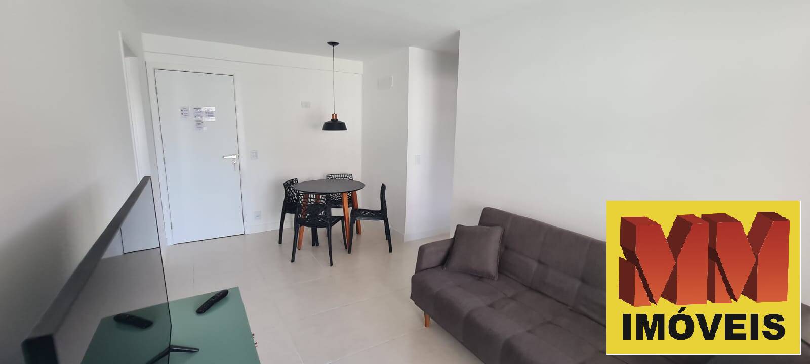 Cobertura à venda com 2 quartos, 74m² - Foto 2