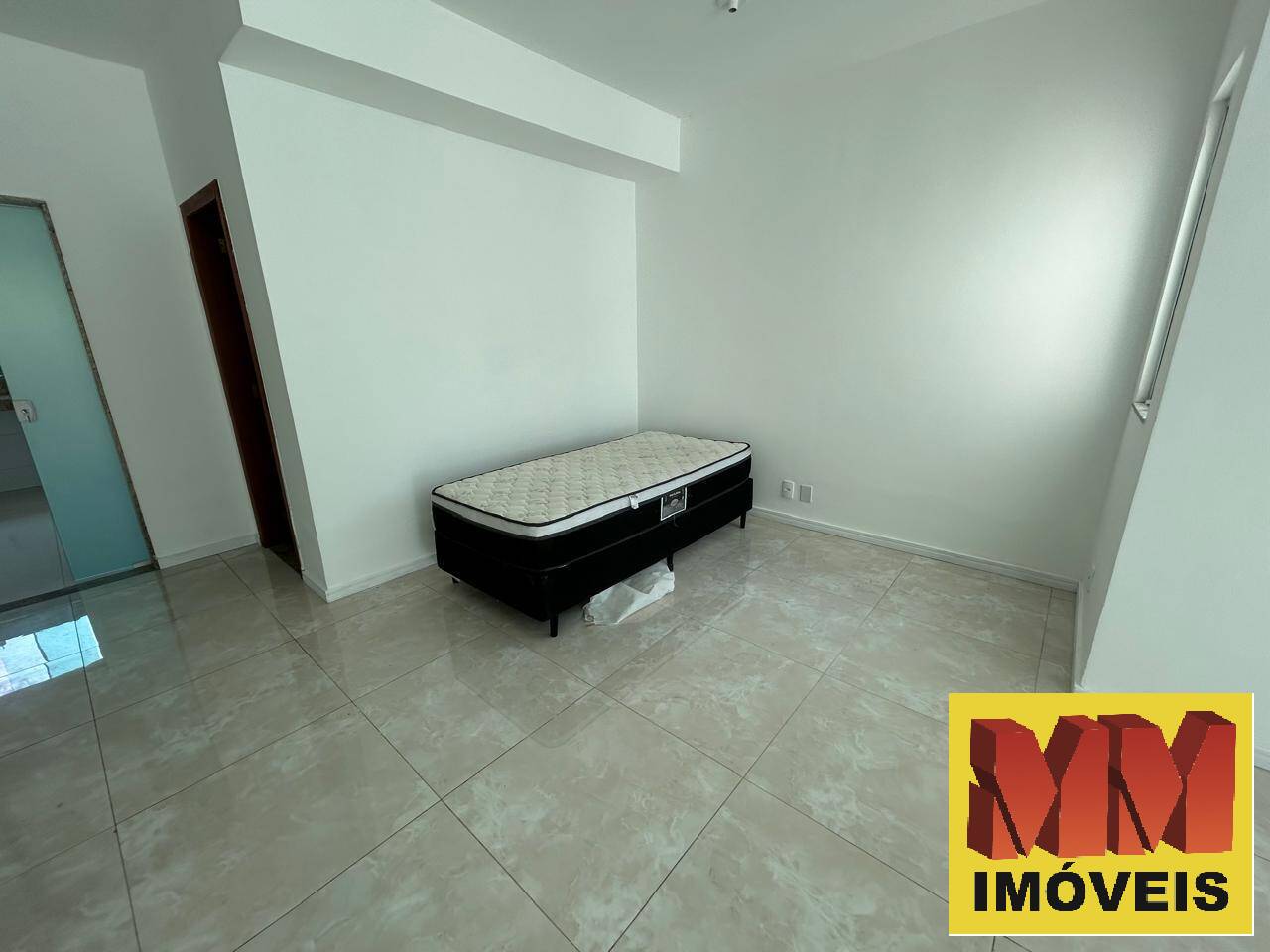Casa à venda com 2 quartos, 136m² - Foto 7