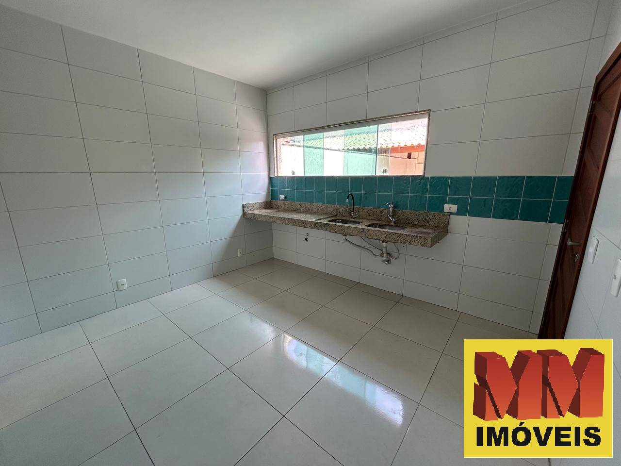 Casa à venda com 2 quartos, 136m² - Foto 12