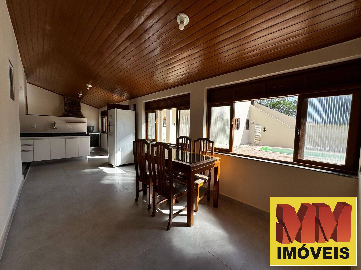 Casa à venda com 4 quartos, 160m² - Foto 5