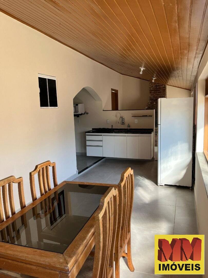 Casa à venda com 4 quartos, 160m² - Foto 6