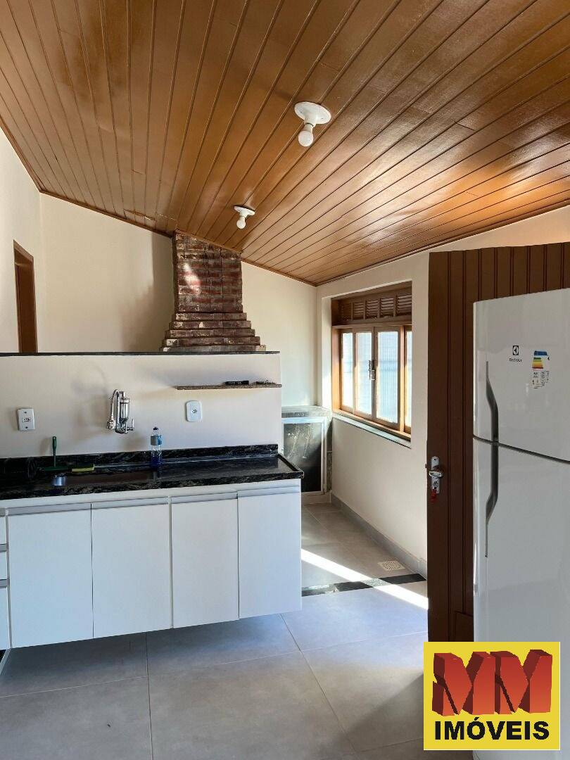Casa à venda com 4 quartos, 160m² - Foto 11
