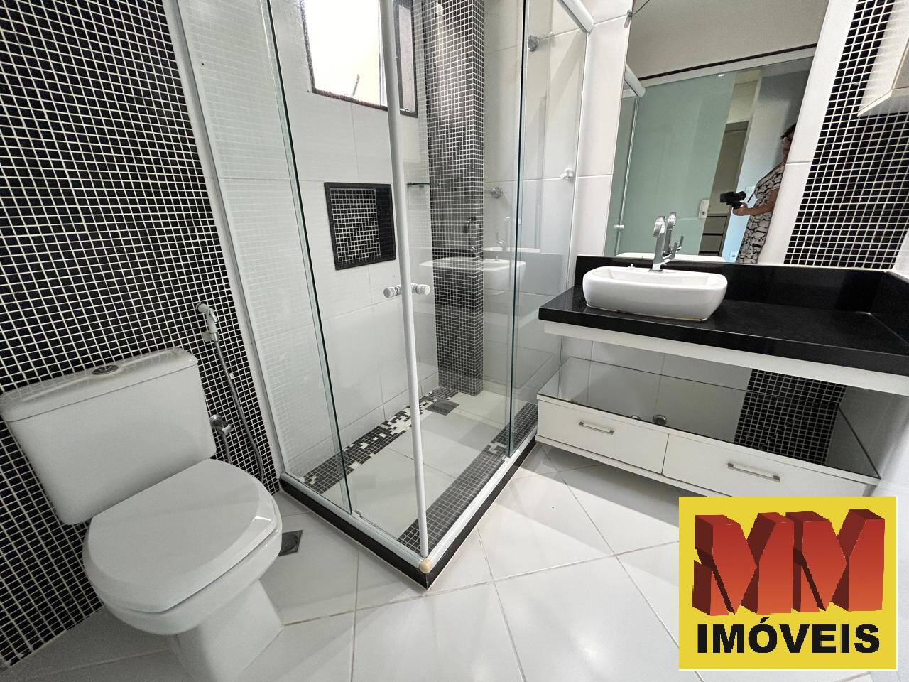 Cobertura para alugar com 2 quartos, 190m² - Foto 17