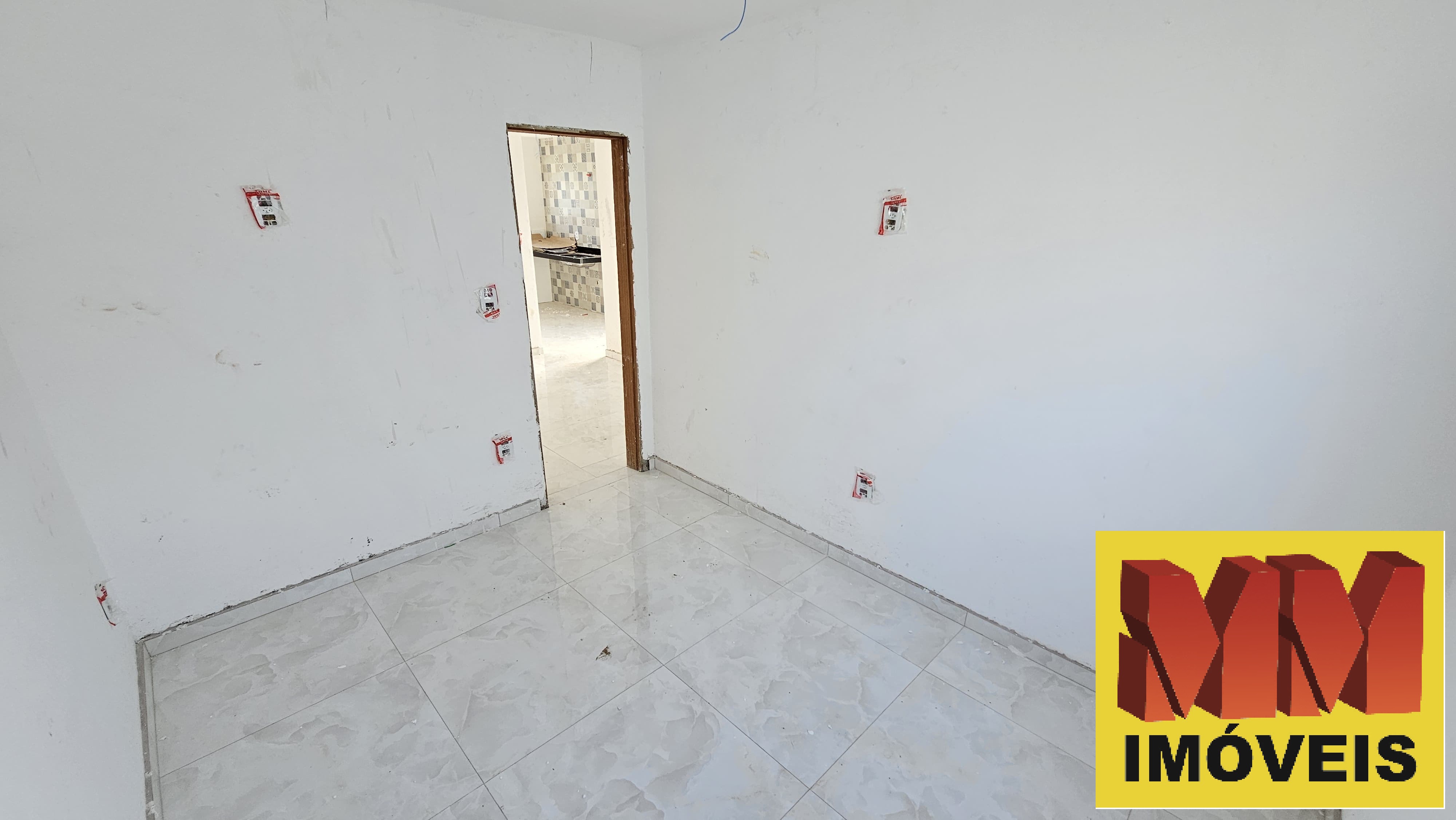 Casa à venda com 2 quartos, 60m² - Foto 7