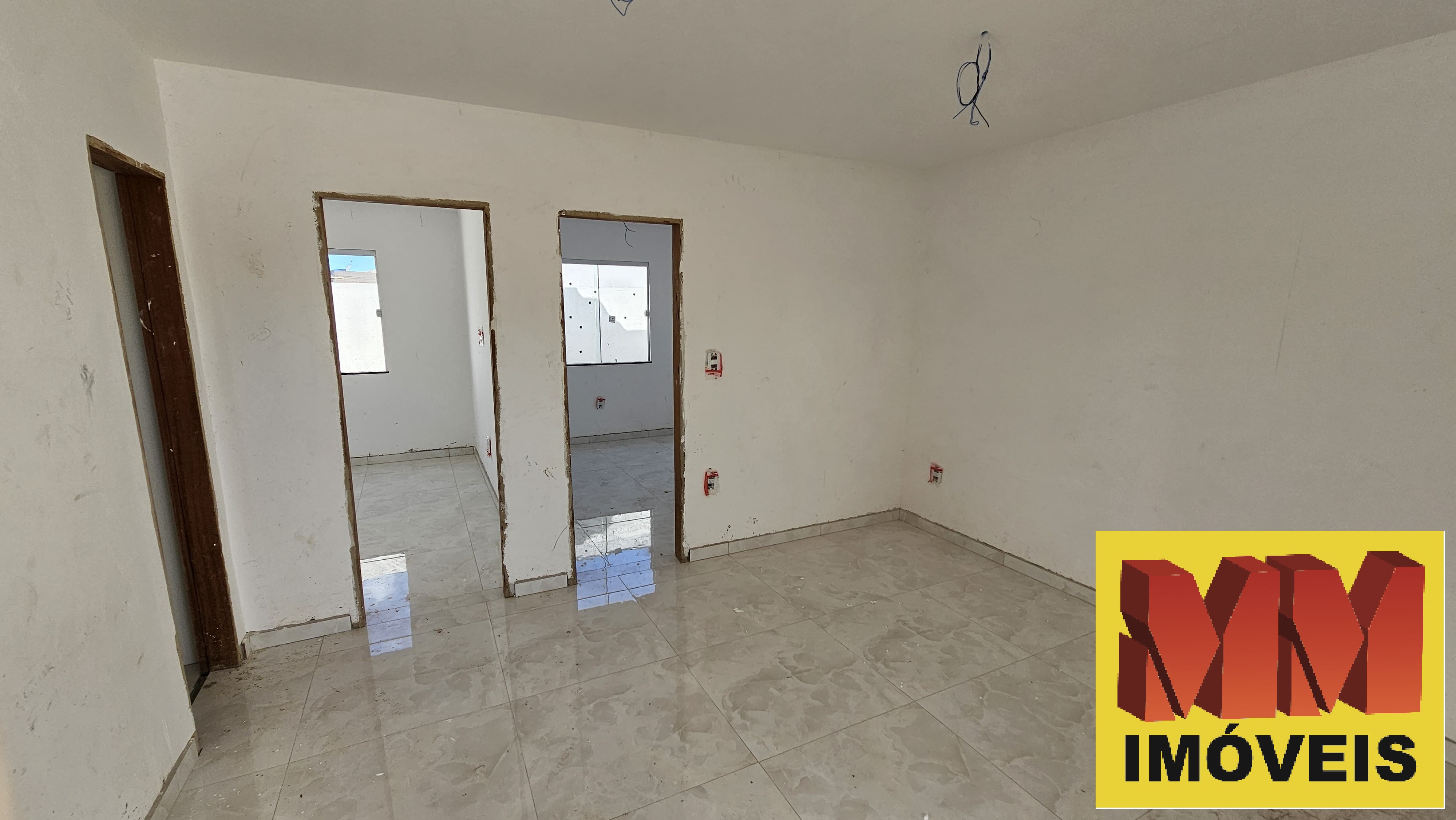 Casa à venda com 2 quartos, 60m² - Foto 5