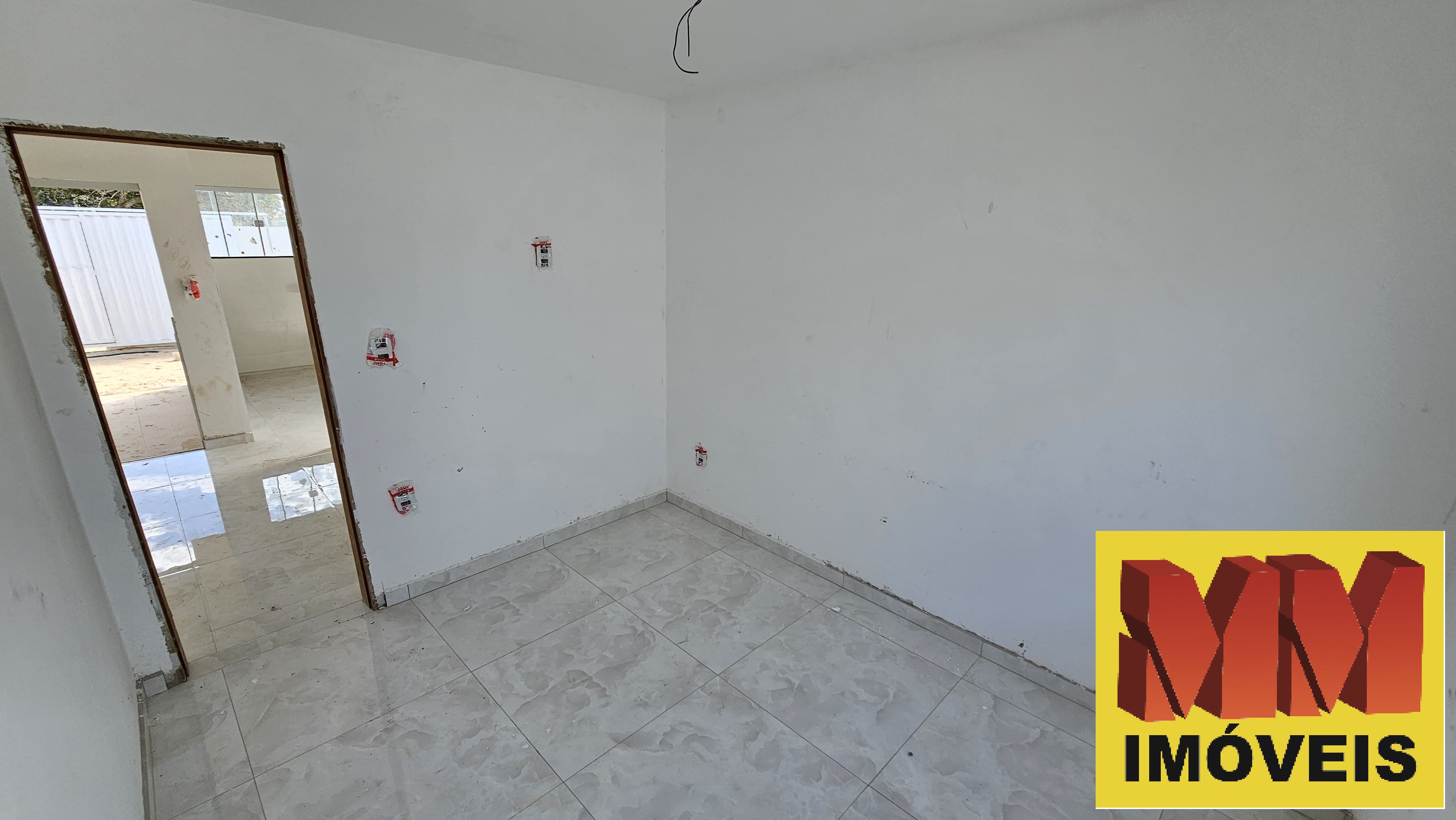 Casa à venda com 2 quartos, 60m² - Foto 9