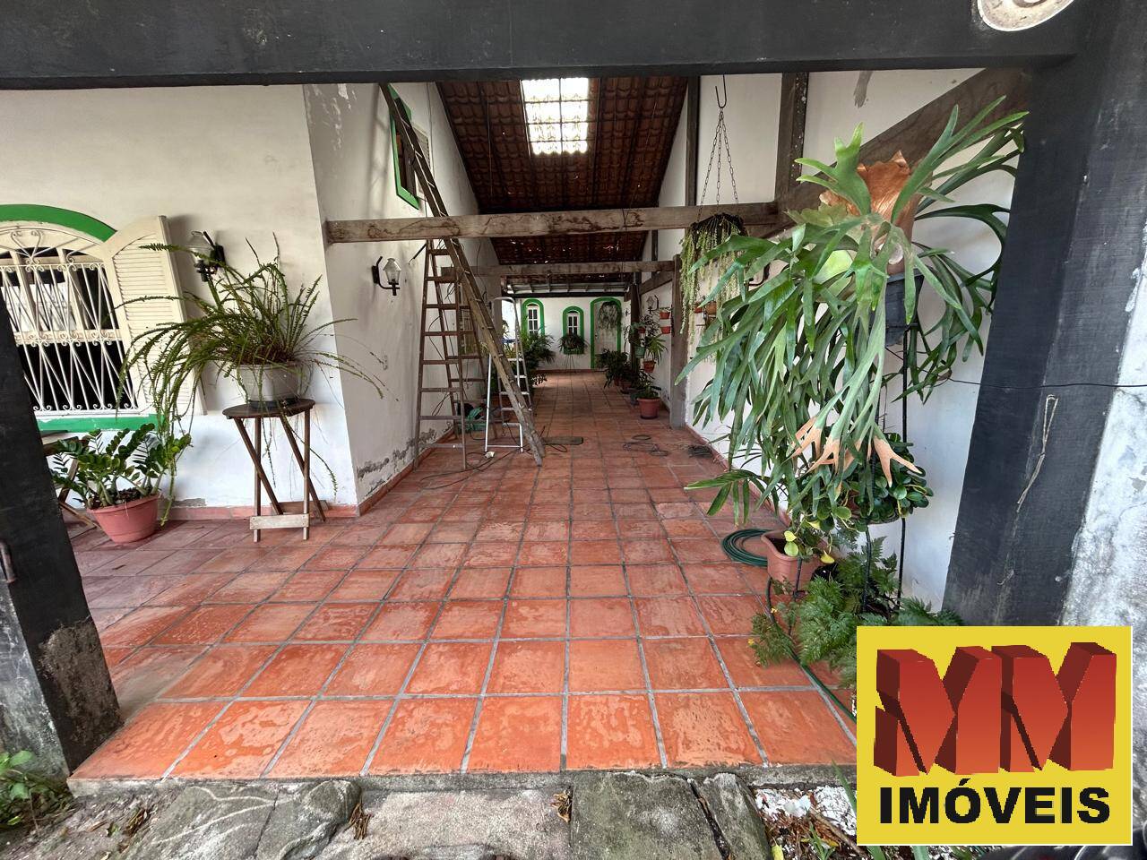 Casa à venda com 4 quartos, 200m² - Foto 5