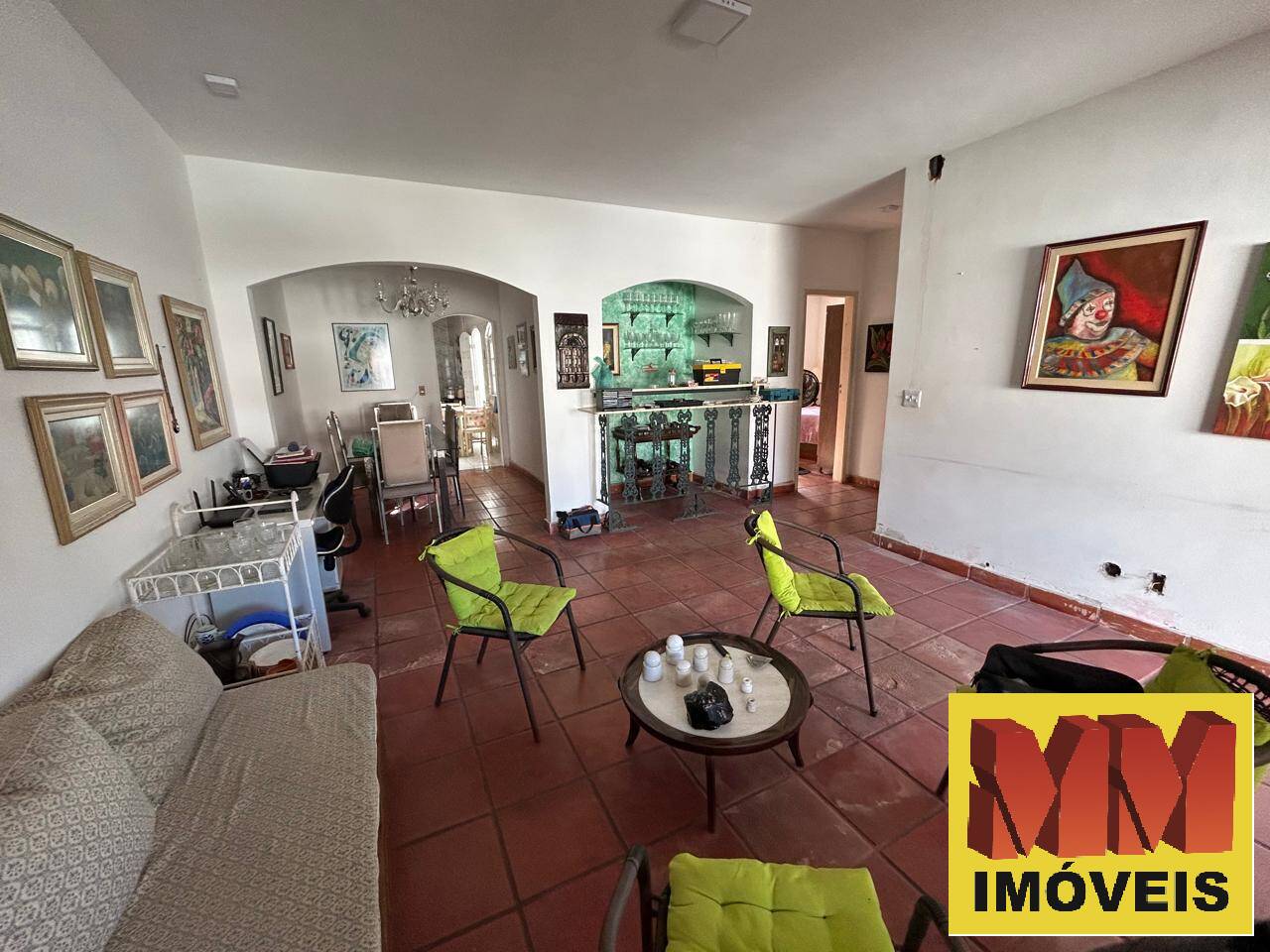 Casa à venda com 4 quartos, 200m² - Foto 14
