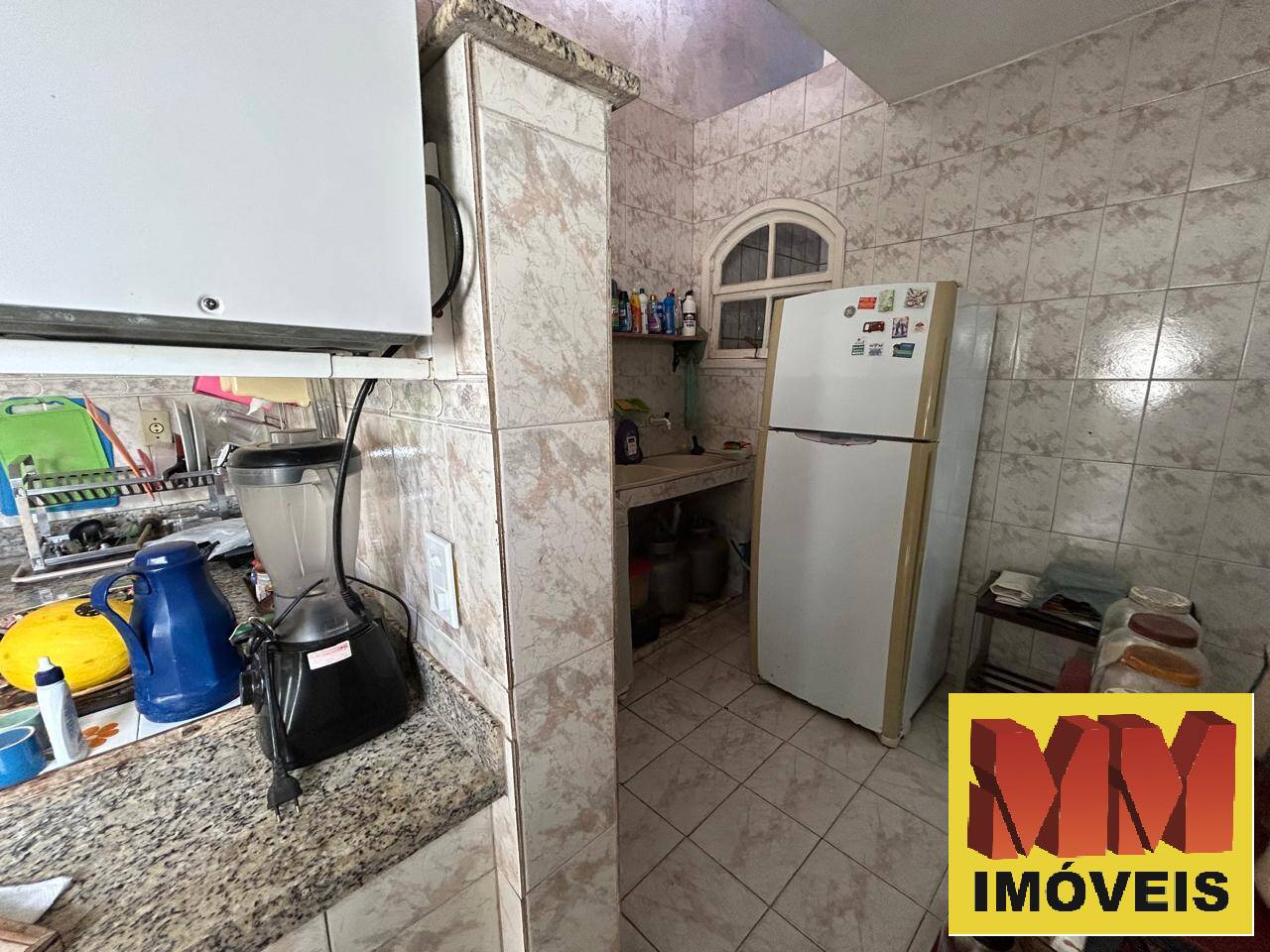 Casa à venda com 4 quartos, 200m² - Foto 22