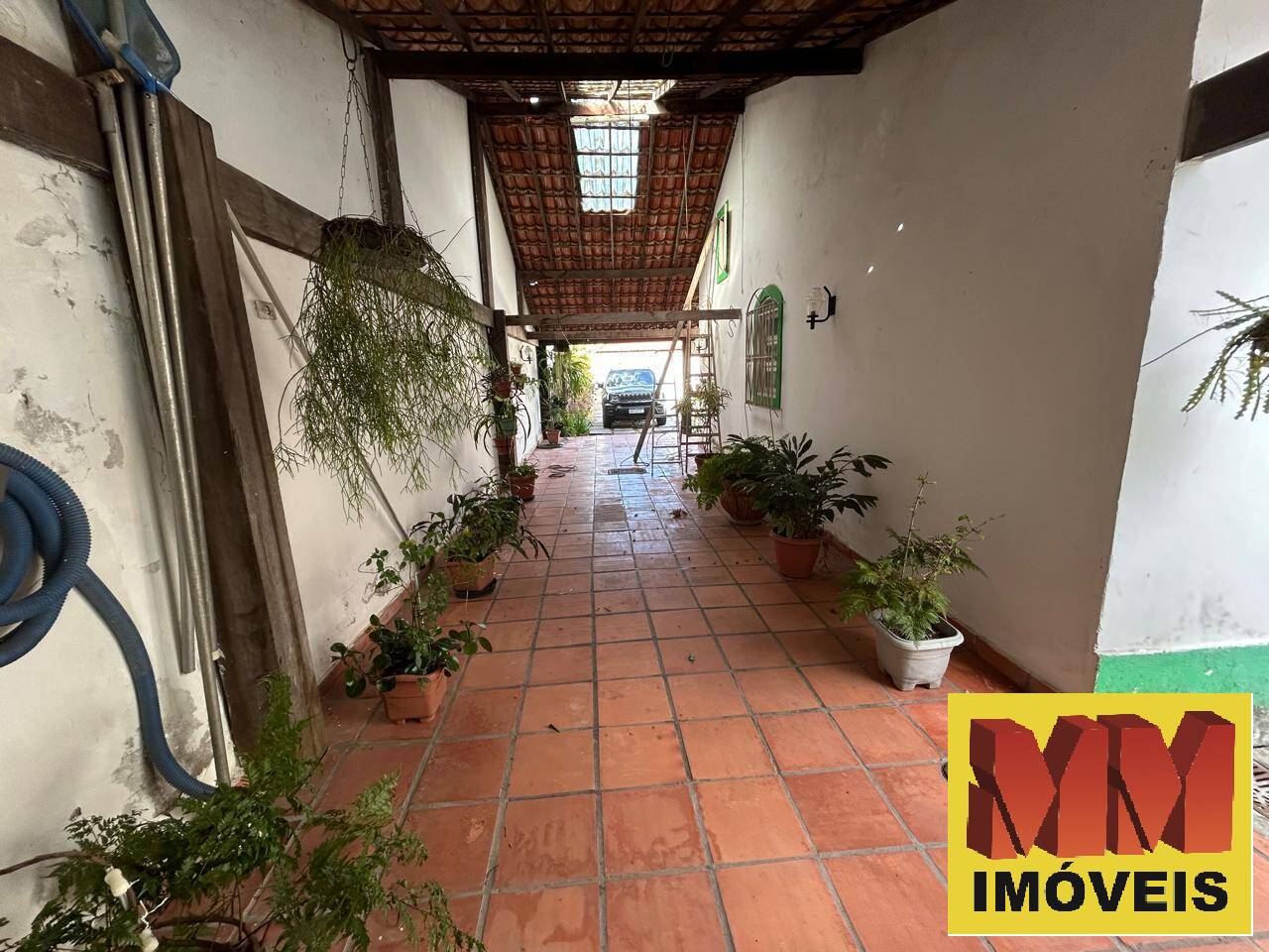 Casa à venda com 4 quartos, 200m² - Foto 27