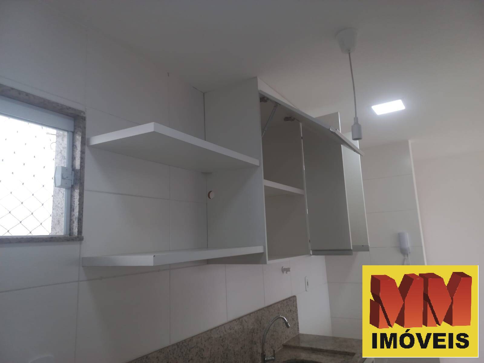 Apartamento para alugar com 2 quartos, 70m² - Foto 12