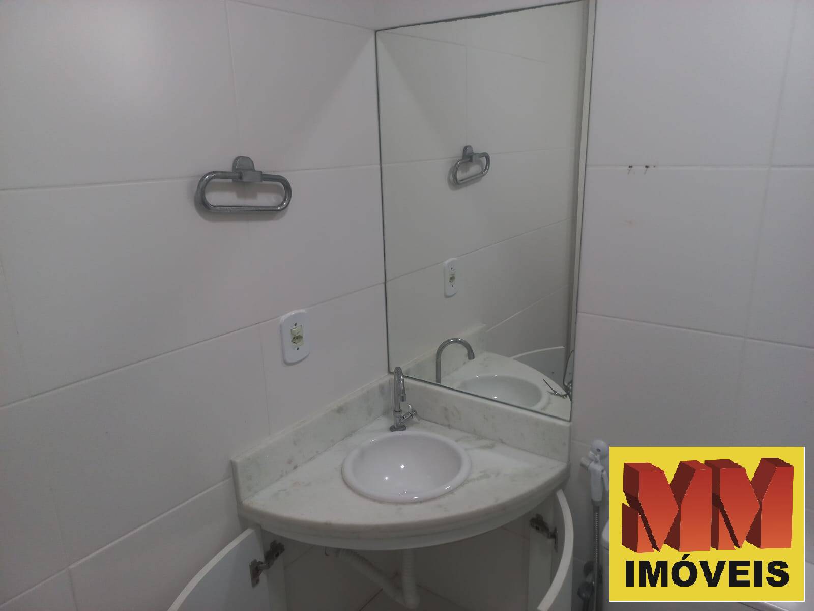 Apartamento para alugar com 2 quartos, 70m² - Foto 28