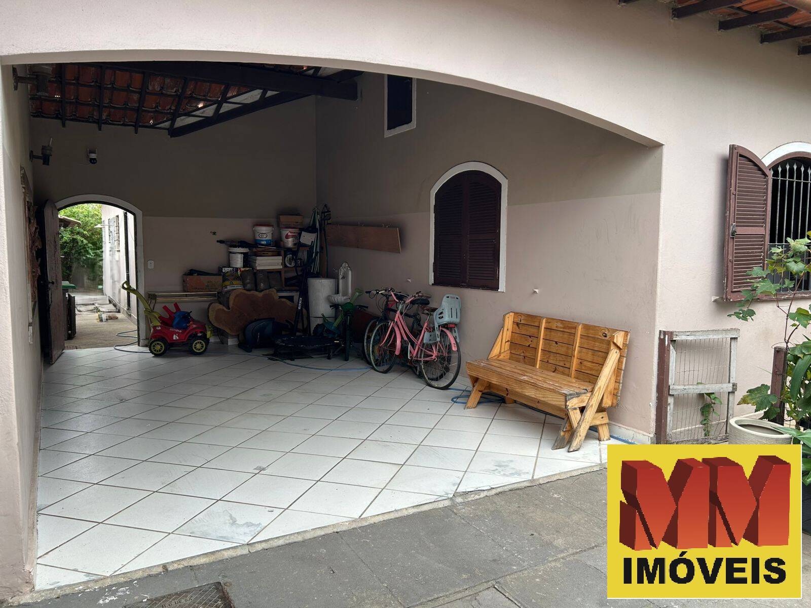 Casa à venda com 3 quartos, 165m² - Foto 3
