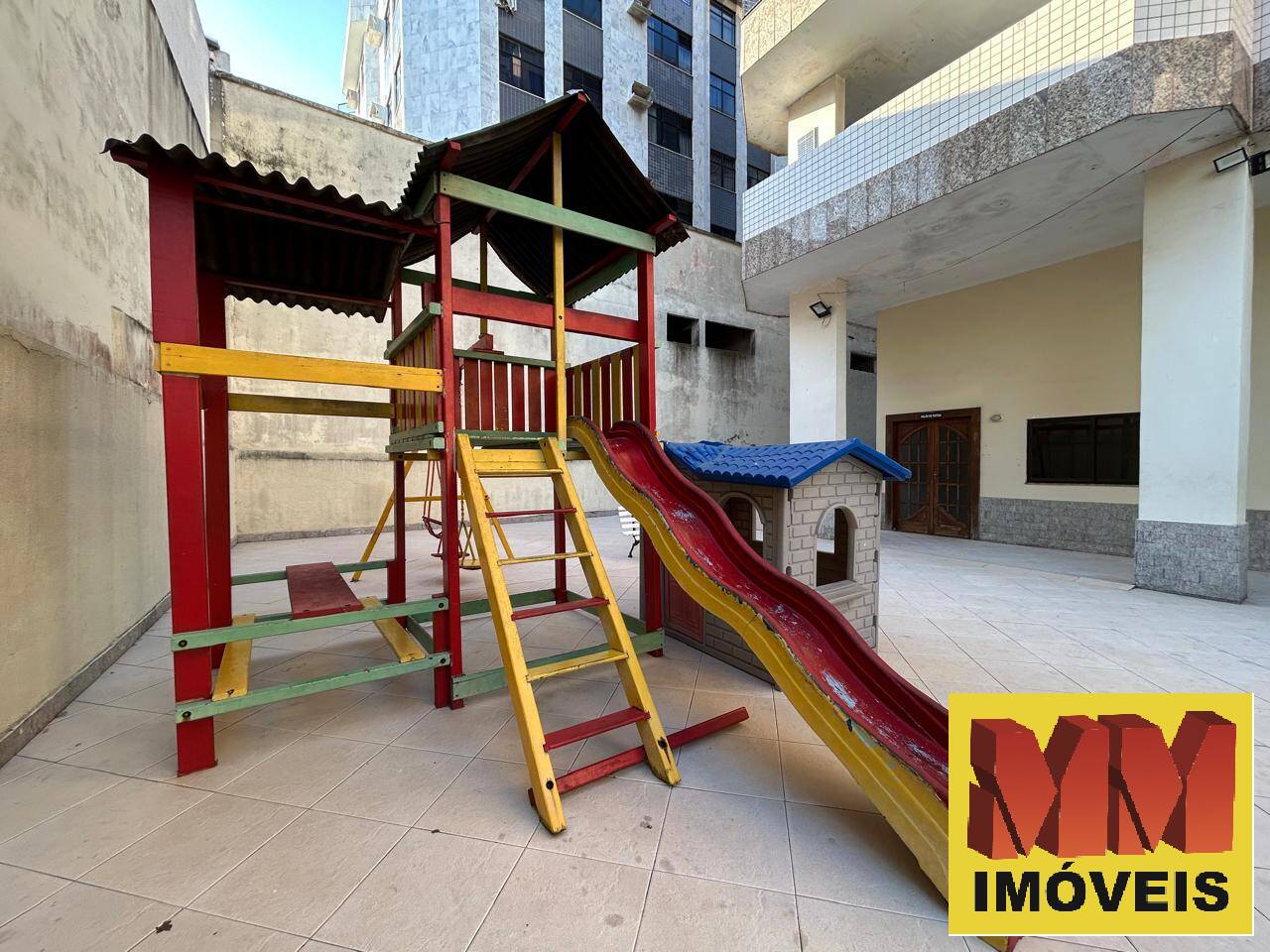 Apartamento à venda com 3 quartos, 139m² - Foto 25