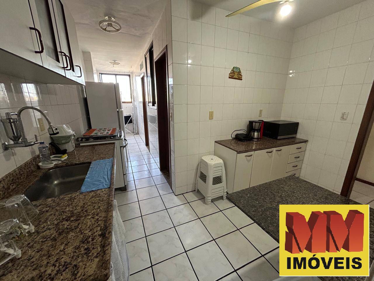 Apartamento à venda com 3 quartos, 139m² - Foto 9