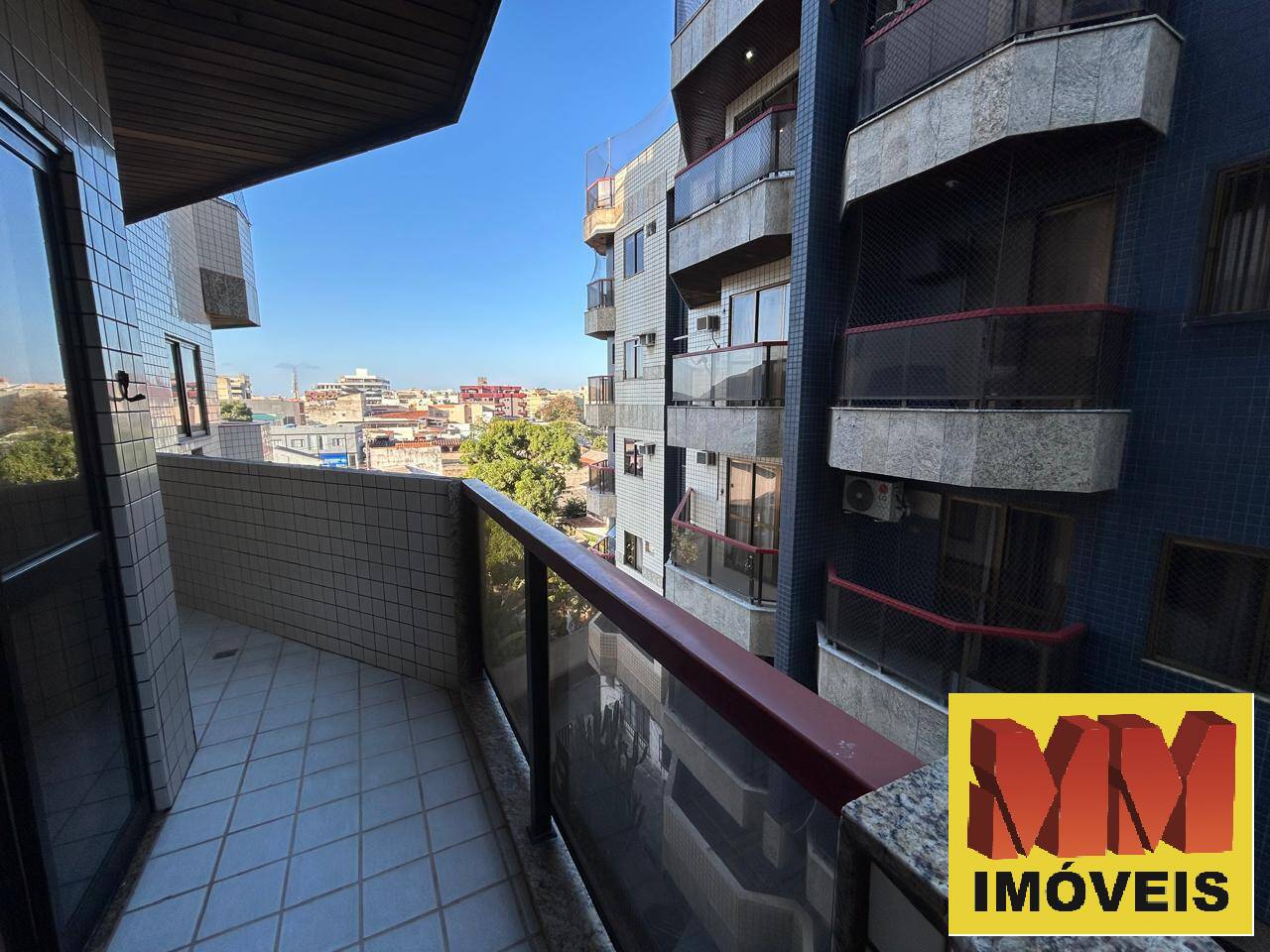 Apartamento à venda com 3 quartos, 139m² - Foto 5