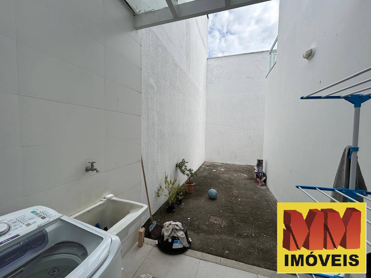 Casa à venda com 3 quartos, 116m² - Foto 15