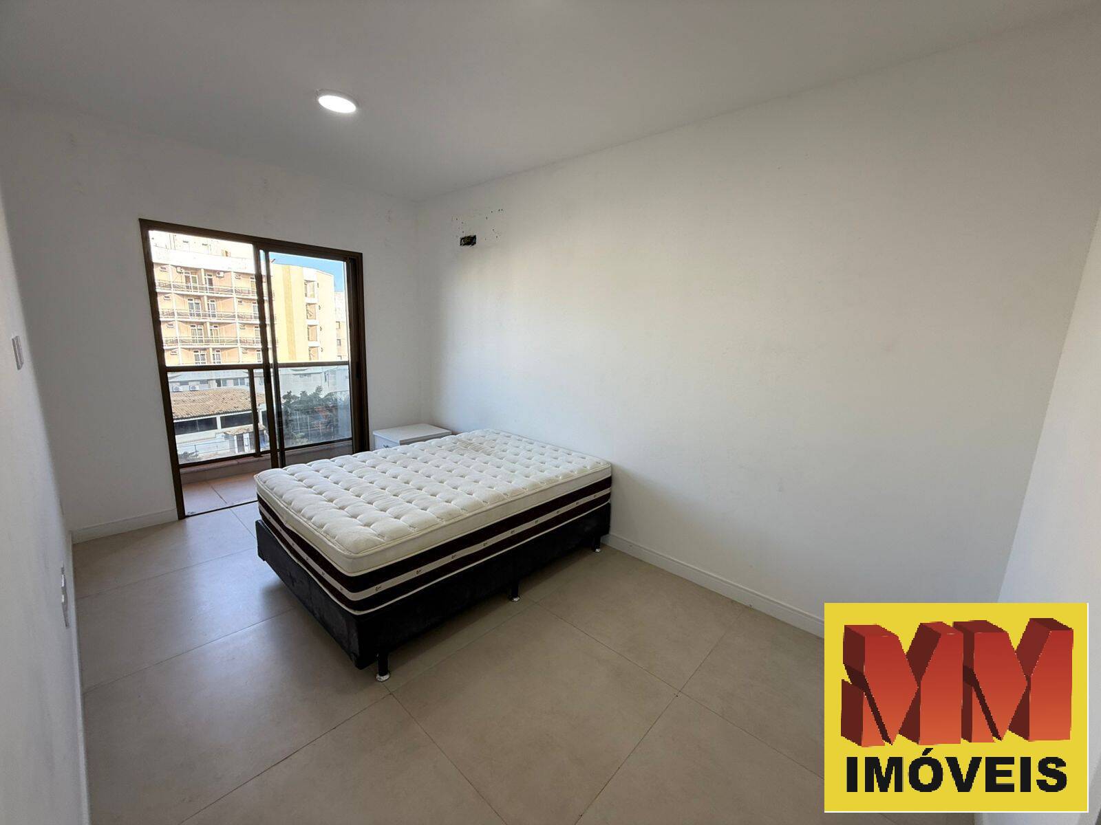 Apartamento para alugar com 1 quarto, 60m² - Foto 11