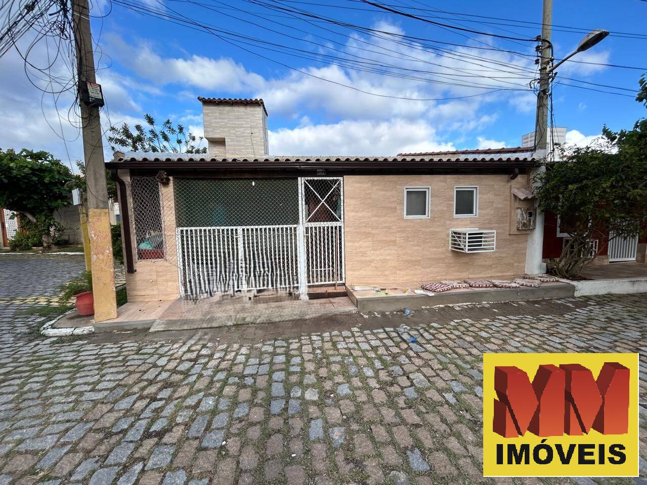 Casa de Condomínio para alugar com 3 quartos, 53m² - Foto 2