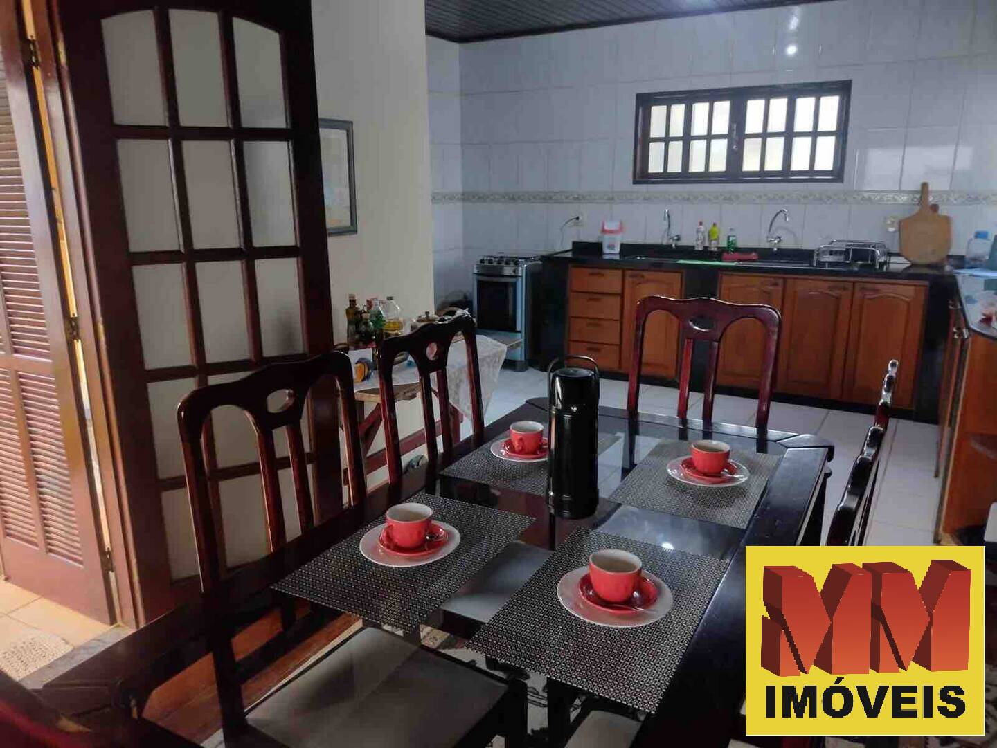 Casa à venda com 3 quartos, 221m² - Foto 8