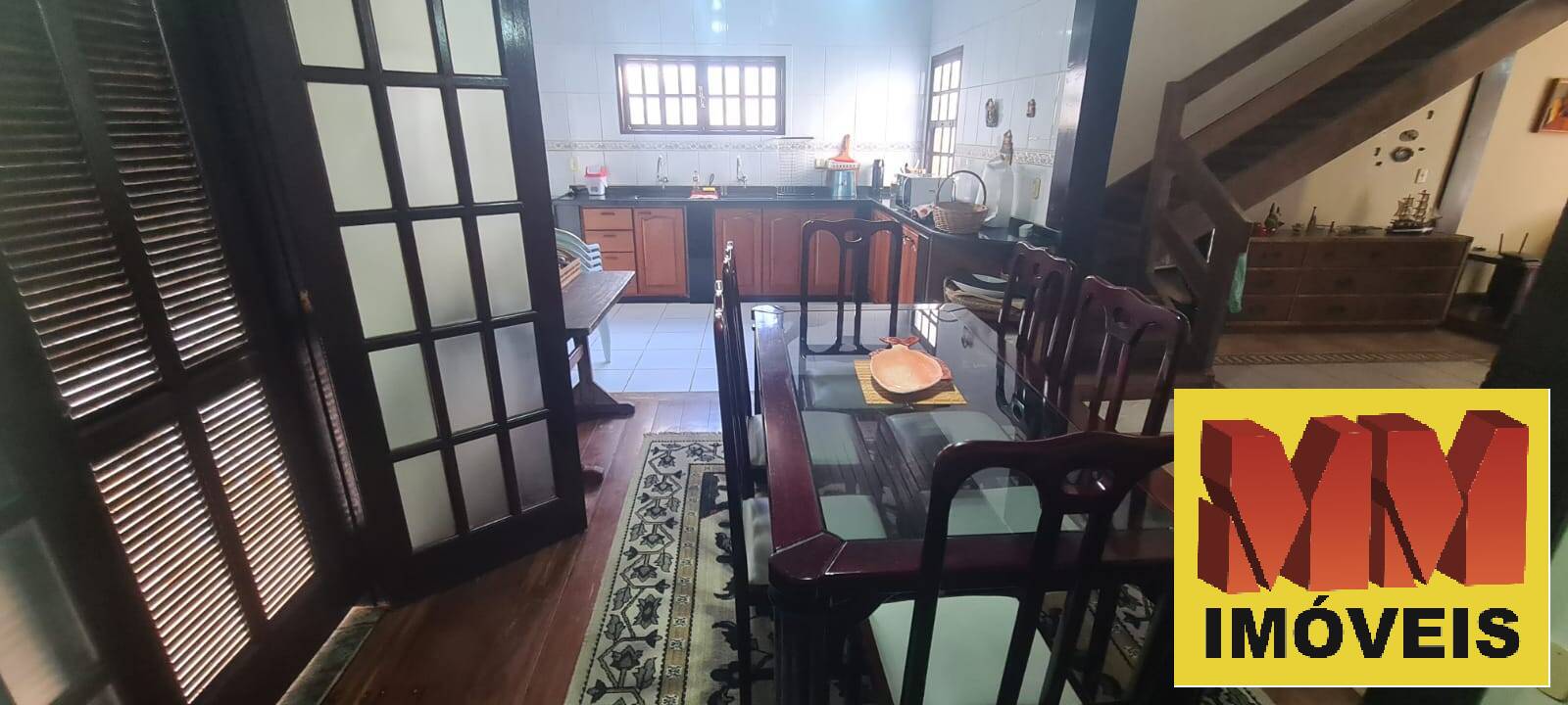 Casa à venda com 3 quartos, 221m² - Foto 14